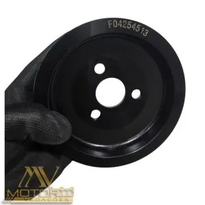 860528096/F04254513 POLIA DA BOMBA DE ÁGUA 3 FUROS DO MOTOR DEUTZ BF4M2012-10T3R XC870BR/XT870BR
