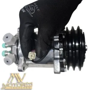 803593386/AXGAY10034 COMPRESSOR DO AR CONDICIONADO DA RETRO XT870BRI XCMG 24V MOTOR DEUTZ BF4M2012-10T3R/GY7H15